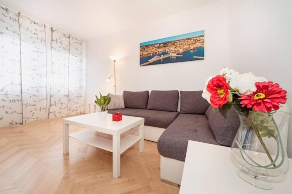 Sea City View W/ 2Bd 1Bt Free Street Parking 리예카 외부 사진