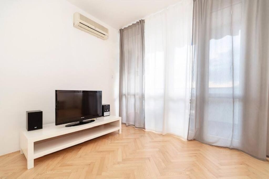 Sea City View W/ 2Bd 1Bt Free Street Parking 리예카 외부 사진